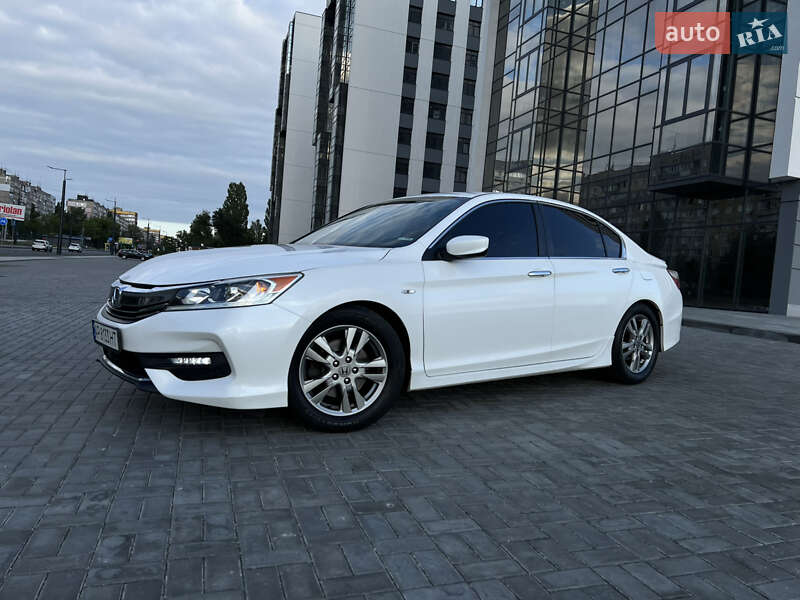 Седан Honda Accord 2016 в Днепре фото 8 Седан Honda Accord 2016 в Днепре