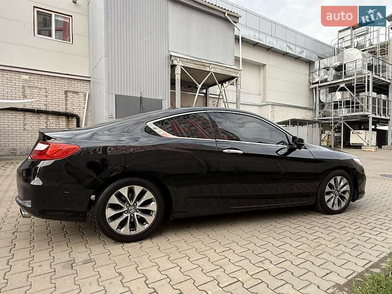 Купе Honda Accord 2015 в Києві