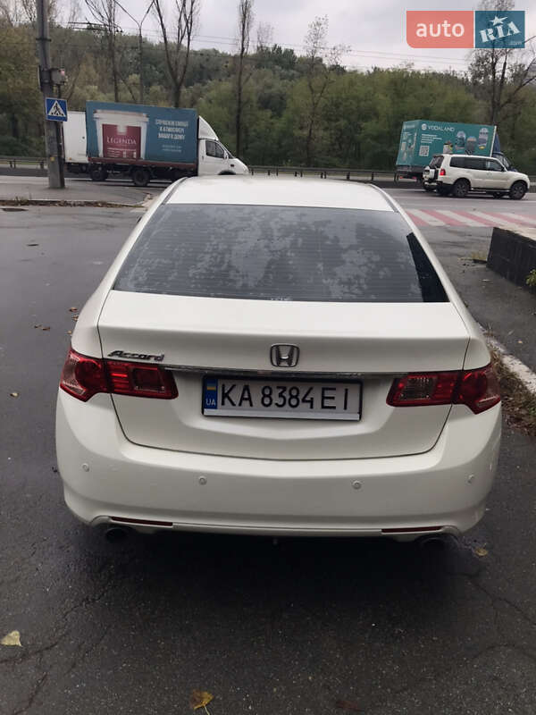 Седан Honda Accord 2011 в Киеве
