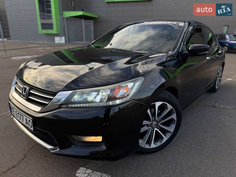 Седан Honda Accord 2015 в Кривому Розі