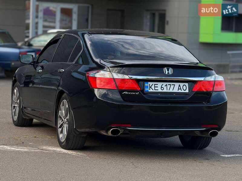 Седан Honda Accord 2015 в Кривому Розі