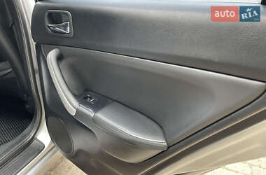 Седан Honda Accord 2003 в  фото 13 Седан Honda Accord 2003 в