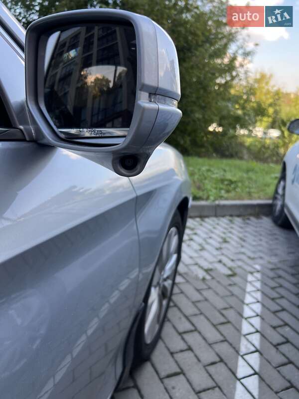 Седан Honda Accord 2013 в Львове