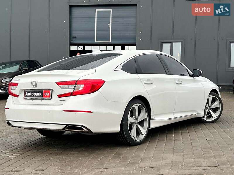 Седан Honda Accord 2018 в Львові