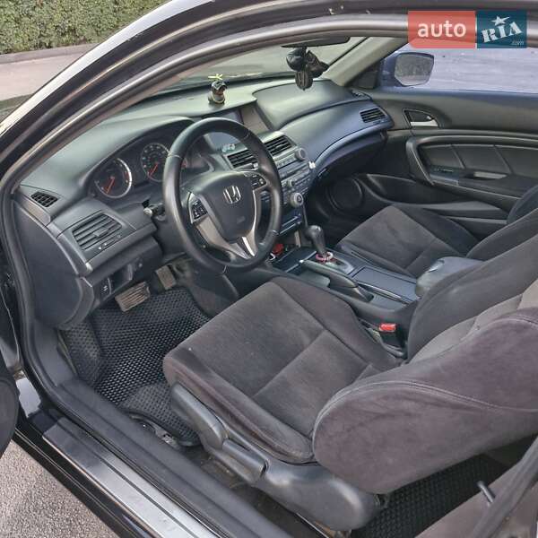Купе Honda Accord 2009 в Каменском