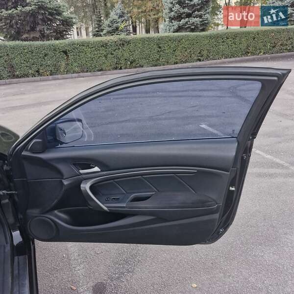 Купе Honda Accord 2009 в Каменском