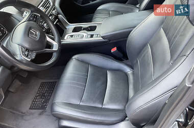 Седан Honda Accord 2021 в 