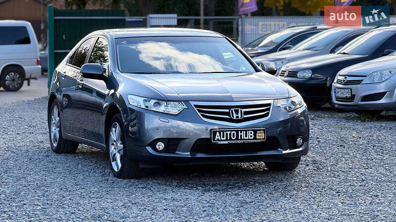 Седан Honda Accord 2012 в Бердичеве