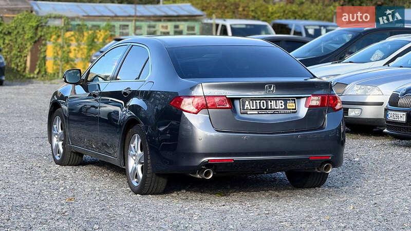 Седан Honda Accord 2012 в Бердичеве