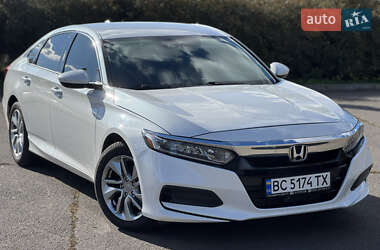 Седан Honda Accord 2018 в Кривом Роге