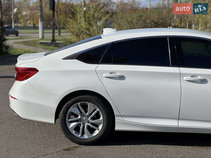 Седан Honda Accord 2018 в Кривом Роге