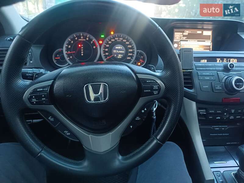 Седан Honda Accord 2010 в Харкові