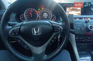 Седан Honda Accord 2010 в 