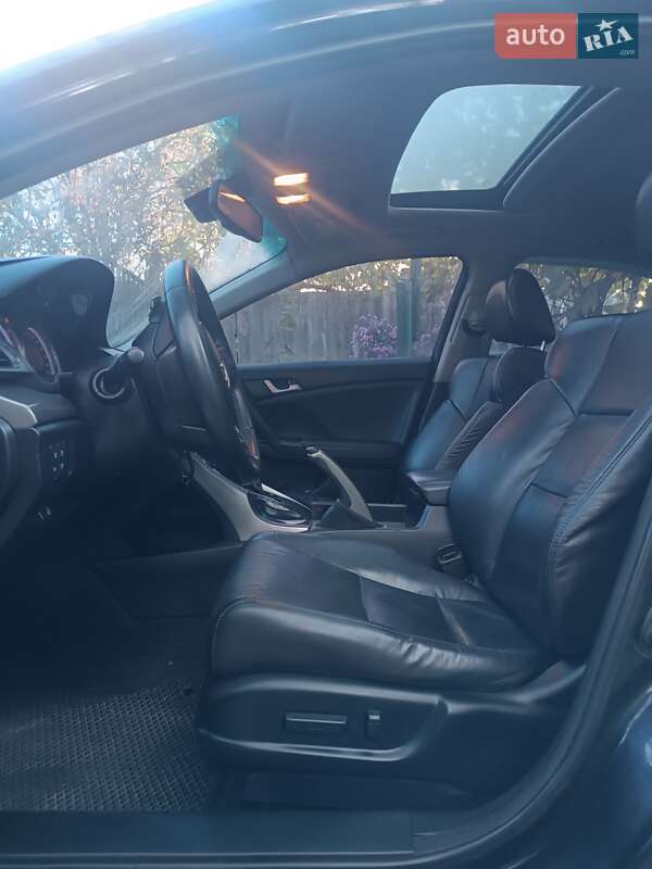 Седан Honda Accord 2010 в Харкові