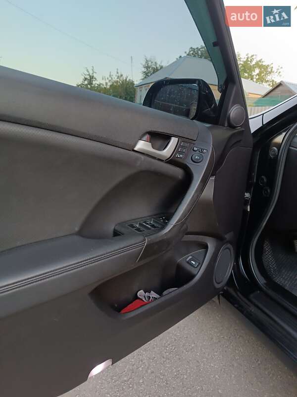 Седан Honda Accord 2010 в Харкові