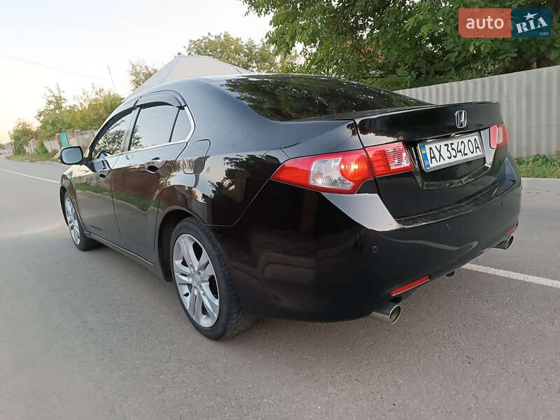Седан Honda Accord 2010 в Харкові
