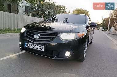Седан Honda Accord 2010 в 