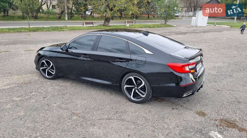 Седан Honda Accord 2022 в Белгороде-Днестровском