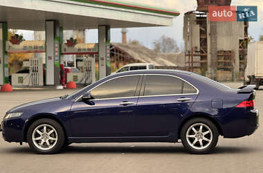 Седан Honda Accord 2004 в 