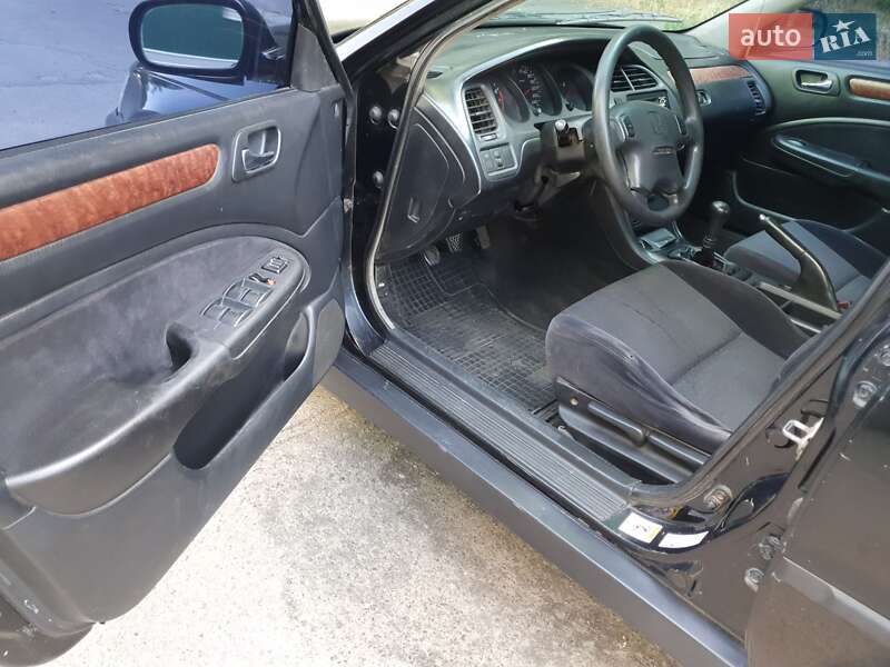 Седан Honda Accord 2001 в Кременчуці