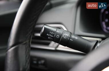 Седан Honda Accord 2018 в  фото 23 Седан Honda Accord 2018 в