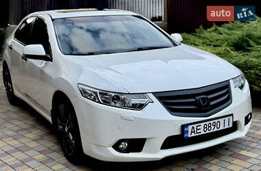 Седан Honda Accord 2011 в 