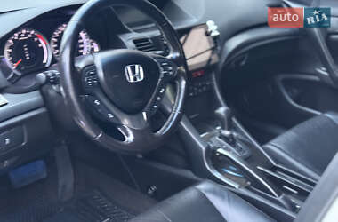 Седан Honda Accord 2011 в 