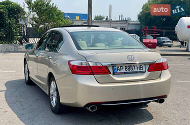 Седан Honda Accord 2013 в 