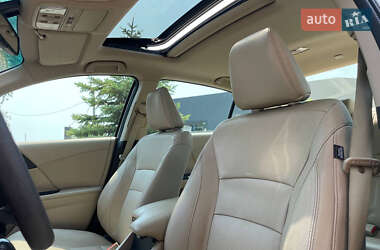 Седан Honda Accord 2013 в 