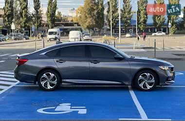 Седан Honda Accord 2017 в 