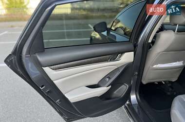 Седан Honda Accord 2017 в 