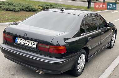 Седан Honda Accord 1994 в 