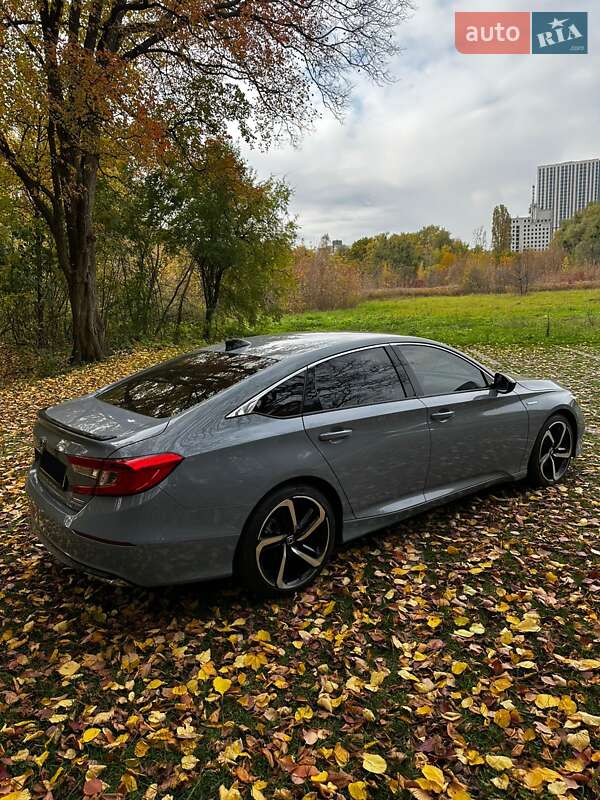 Седан Honda Accord 2022 в Києві