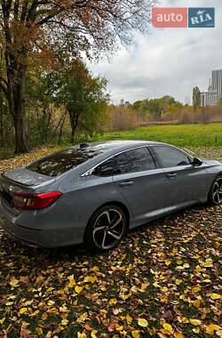 Седан Honda Accord 2022 в 