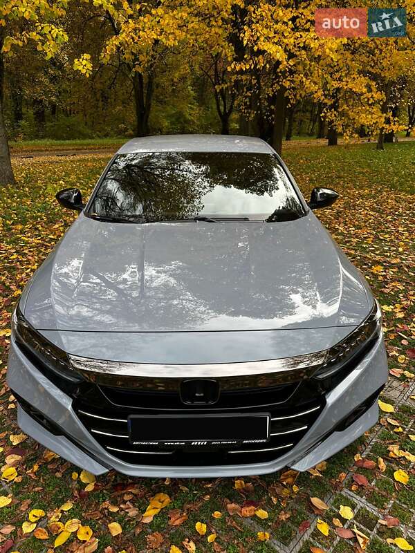 Седан Honda Accord 2022 в Києві