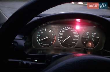 Седан Honda Accord 1993 в 
