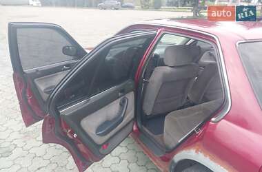 Седан Honda Accord 1993 в 