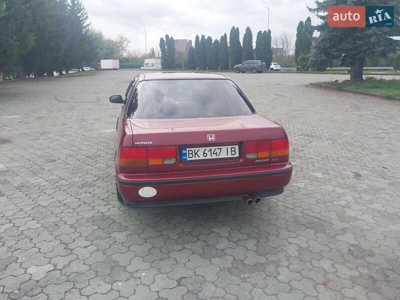 Седан Honda Accord 1993 в Дубні фото 46 Седан Honda Accord 1993 в Дубні