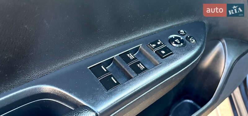 Седан Honda Accord 2013 в Ірпені