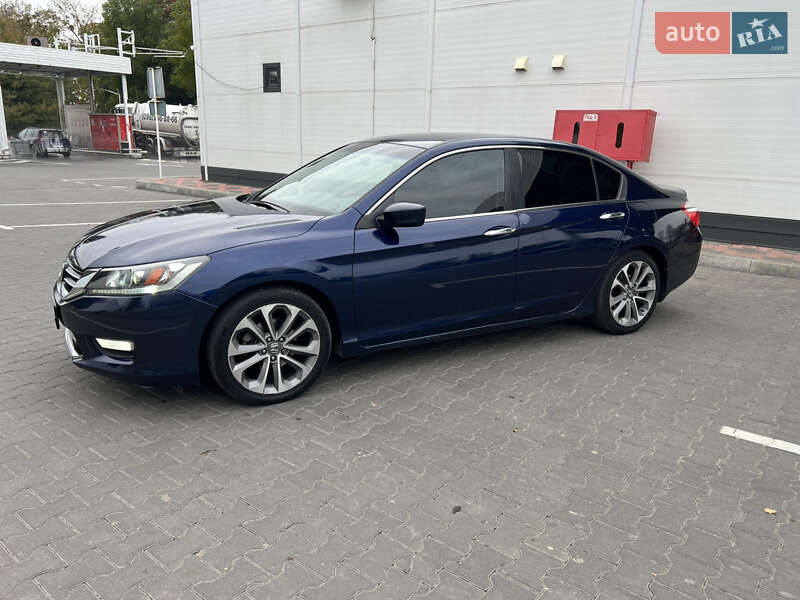 Седан Honda Accord 2013 в Виннице