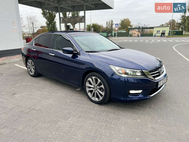 Седан Honda Accord 2013 в Виннице