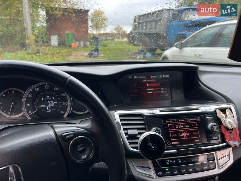 Седан Honda Accord 2013 в Львове