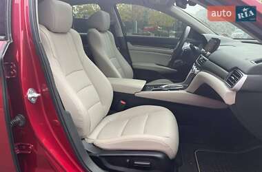Седан Honda Accord 2022 в 