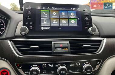 Седан Honda Accord 2022 в 
