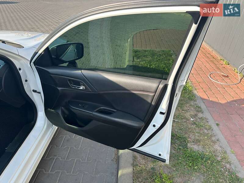 Седан Honda Accord 2016 в Києві фото 19 Седан Honda Accord 2016 в Києві