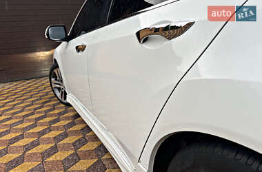 Седан Honda Accord 2012 в 