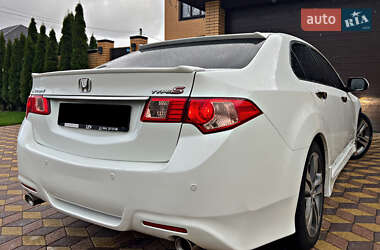 Седан Honda Accord 2012 в 