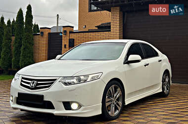 Седан Honda Accord 2012 в 