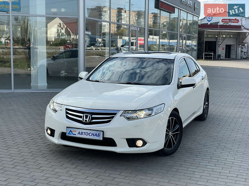 Седан Honda Accord 2011 в 