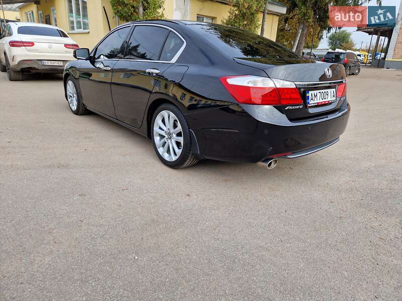 Седан Honda Accord 2013 в Житомирі фото 3 Седан Honda Accord 2013 в Житомирі
